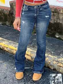 Jeans de pierna acampanada y ajuste elegante y a la moda para mujeres