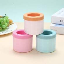 2pcs/1pc Silicone Round Tube Ice Cube Tray, Squeeze Cup Ice Mold With Lid, Removable Cylinder Ice Cube Trays, Mini Ice Bucket, Suitable For Refrigerator, Outdoor Mini Fridge, Car Fridge, Household Fridge, Round Shaped Ice Maker, Mini Creative Ice Bucket, Crushed Ice Cylinder Ice Tray