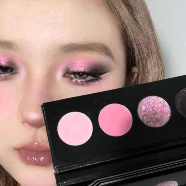 Palette d'ombres à paupières 5 couleurs avec des teintes nues crémeuses, finitions brillantes et mates, palette de maquillage pour les yeux multifonctionnelle