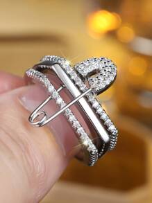 1 Pc Stylish White Synthetic Zirconia Embellished Triple Paper Clip Women's Ring Ladies Premium Sense Jewelry Gift Party Jewelry