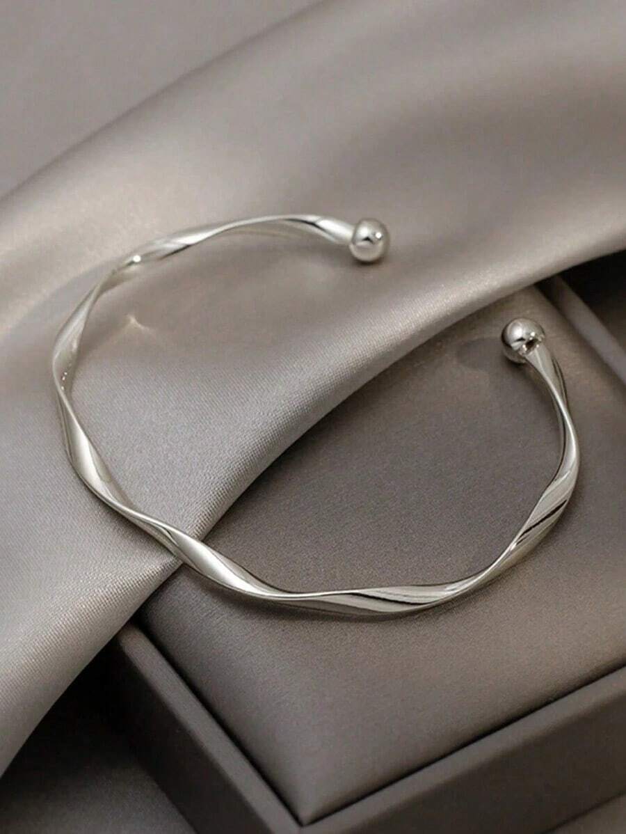 1pc Minimalist Silver Twisted Elegant Fashion Bracelet, Niche Design For Women, Chic Style