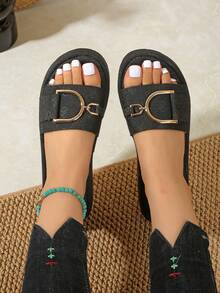 صنادل نسائية بكعب وِدْج سميك، أحذية صيفية للخارج بتصميم جديد لعام 2024، أحذية شاطئية - الأسود - مشاهدة 2