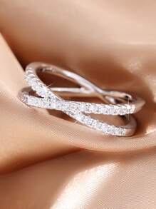 1 pieza Anillo de cobre con circonita cúbica de diseño cruzado único, adecuado para anillo de aniversario, anillo de pareja, regalo de cumpleaños, unisex