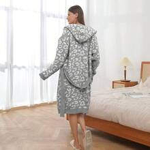 Bearberry Hooded Robe Cozy Leopard Robe Lightweight Soft Plush Bathrobe With Pockets For Women - Putih - View 10