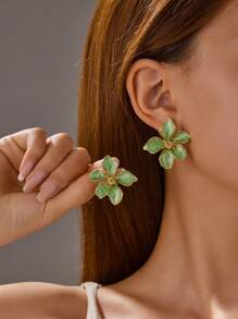 2 Pcs Fashion Needle Drop Glaze Pink Red Flower Earrings Claret Flower Stud Earrings Ladies Daily Wear Accessories