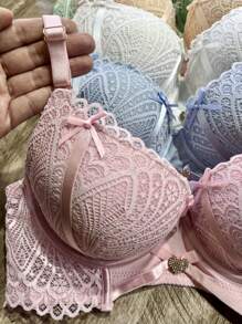 Lace Lingerie Set Bra With Padded Cup And Mid-Rise Lace Panties