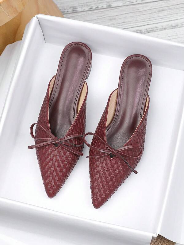 2025 Women's Spring/Summer Slip-On Mule Slippers, Flat Soft Bottom Fashionable Casual Outdoor Sandals, Plus Size