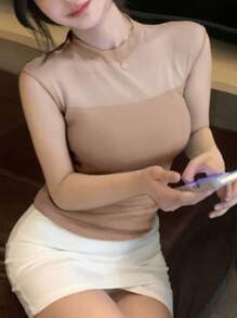 Top in maglia trasparente senza maniche dalla vestibilità aderente, con colletto a contrasto, stile "Pure Desire" di ARA IN SEOUL, adatto per appuntamenti, uso quotidiano, vacanze e feste - nuova collezione estiva per signore