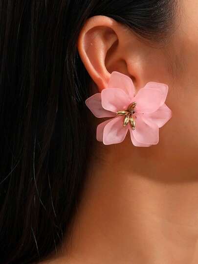 2pcs Fashion Exaggerated Acrylic Petal Clip-On Earrings Floral Earrings For Women, Elegant & Casual