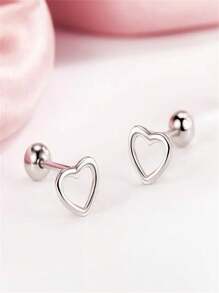 1 Pair Of Hollowed-Out Heart-Shaped Ear Studs With Heart-Shaped Screws