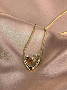 1 pièce Collier simple et élégant en alliage avec pendentif en cœur creux sur chaîne en acier inoxydable, convient pour le quotidien, les rendez-vous, les mariages, les fêtes et les vacances. Bijou minimaliste et glamour pour femme, cadeau pour amies, sœurs, copines et amoureuses