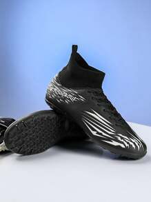 Botines de fútbol con tacos para niños y niñas, zapatos de fútbol profesionales para exterior con patrón geométrico antideslizante y transpirable con cordones para entrenamiento y competición