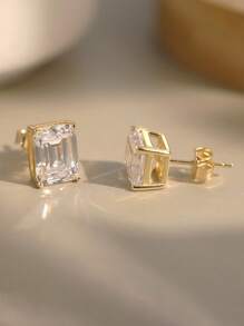 1 Paar luxuriöse 925er Sterlingsilber Ohrstecker mit funkelndem quadratisch geschliffenen Zirkonia, eleganter Schmuck für Frauen, ideal für besondere Anlässe, Geburtstage, Jahrestage und romantische Geschenke, perfekt, um jedem Outfit eine Note von Raffinesse zu verleihen, gefertigt mit zeitloser Schönheit und Haltbarkeit, ein vielseitiges Accessoire, das sowohl zu lässigen als auch formellen Looks passt, ein atemberaubendes Geschenk für sie, das jede Feier und jeden Moment noch unvergesslicher macht.