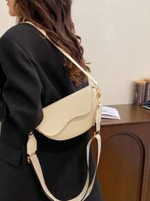 Sac bandoulière mini de couleur unie à design minimaliste, convient à l'usage quotidien des femmes, aux sorties, aux cadeaux. Avec une sangle réglable