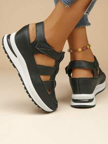 2025 Autumn New Style Women's Hole Shoes Solid Color Versatile Fashion T-Shaped Women's Sandals Wear-Resistant Breathable Non Hollow Women's Sports Sandals Outdoor Beach Travel Women's Wedge Sandals, Sandals That Can Be Worn For Commuting To Work And Students In Class,Women's Rain Boots, Perfect For Office Workers To Wear On Rainy Days. Thick Sole And Platform Heel, With A Significant Heightening Effect.