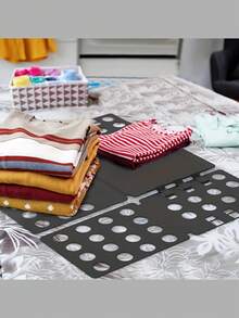 1 Shirt Folding Board, T-Shirt Folding Board, T-Shirt Folder, Clothes Folding Board, Plastic Laundry Folder, Convenient And Fast, Suitable For Adults And Children To Fold Clothes, Spring, Simple, Summer Shirts - Multicolor - View 2