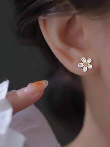 1 paire de boucles d'oreilles à fleurs douces de style quotidien, de plage, de marguerite pour femmes