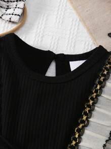 One Piece Baby Girl With A Buttoned Round Neck At The Back, Small Fragrant Floral Lace Decoration, Bow, Gorgeous Triangle, Baby Clothing, Newborn Clothing - 黑色 - 查看 3