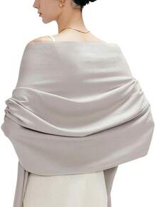 Gris plateado macizo