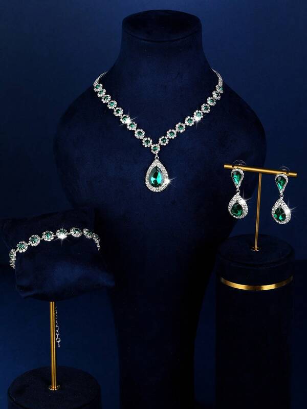 Set van 4 luxe sieradensets met strass-waterdruppelhangers, oorbellen, armbanden en kettingen, geschikt voor bruiloften, bals, gala's, feestjes, bruidsfotoshoots, dagelijks gebruik en elegante bruidsaccessoires voor dames.