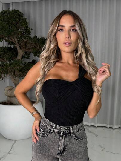 Manon Tanti Combinaison femme à la mode avec un côté épaule nue et un nœud torsadé, parfaite pour les mariages, les fêtes, les vacances élégantes et le mincissement