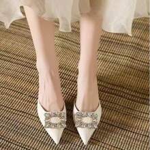 女士时尚百搭尖头露背一脚蹬高跟凉鞋，纯色基本款优雅 PU 皮革水钻，适合节日、婚礼、派对、办公室、户外、家居、所有季节 - 白色 - 查看 2