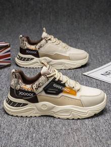 Zapatillas casuales nuevas de 2025 para hombres, transpirables y con parches, de tela de malla con suela gruesa, versátiles y de aspecto robusto