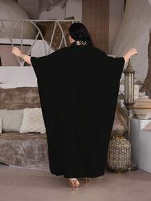 Elegant Embroidered Gold Arabic Dress JALABIA Ramadan Robe V-Neck Tassel Collar Slit Hem Square Geometric Robe, Latest Design For Ramadan Festival, Summer 2026 - Black - View 10