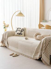 1pc Luxurious Thick Snowflake Sofa Cover Protect Your Sofa With Style - Suitable For Single, Double, Triple, And Quadruple Seater Sofas - Machine Washable Or Hand Washable - No Print - 100% Polyester