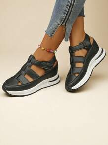 2025 Autumn New Style Women's Hole Shoes Solid Color Versatile Fashion T-Shaped Women's Sandals Wear-Resistant Breathable Non Hollow Women's Sports Sandals Outdoor Beach Travel Women's Wedge Sandals, Sandals That Can Be Worn For Commuting To Work And Students In Class,Women's Rain Boots, Perfect For Office Workers To Wear On Rainy Days. Thick Sole And Platform Heel, With A Significant Heightening Effect.