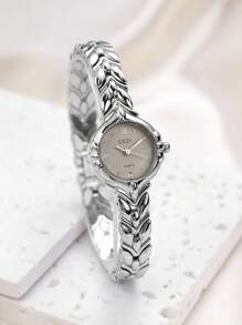 gedi 1 pièce de montre femme fine et simple en alliage doré, cadran rond délicat, aiguilles dorées mode casual et raffinées, très attrayantes, étanche, avec calendrier. Convient pour la vie quotidienne ou les fêtes, peut également être offerte en cadeau aux femmes