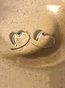 Chic Heart Shaped Hoop Earrings - Stylish And Unique Designer Jewelry For Statement Looks