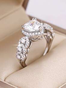 1 件女士精致白色方晶锆石戒指