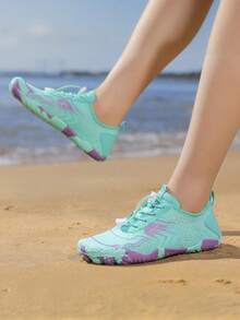 Zapatos de mujer transpirables y de secado rápido para deportes acuáticos, sandalias informales ligeras y antideslizantes apropiadas para verano, playa y caminatas - Luz de la luna - Ver 10