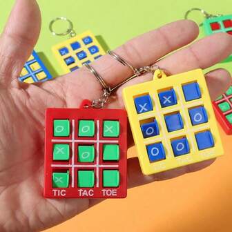 Creative XO Tic Tac Toe Keychain, Miniature Interactive Toy, Intellectual And Fun Gift For Students, Wholesale