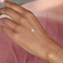 1 Stück Armkette im europäischen und amerikanischen Stil mit goldenem Strass-Schmuck für Finger und Handrücken, modisches Luxus-Schmuckgeschenk für Frauen