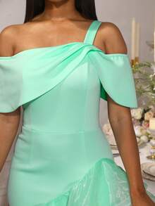 Abito midi elegante AOMEI con spalle scoperte, orlo a sirena in chiffon a strati - adatto per cocktail festa, matrimoni, appuntamenti, damigelle, lauree, ritorno a casa e feste di Capodanno | Abito da sera distintivo nella collezione di abbigliamento di moda - Verde - Visualizzare 2