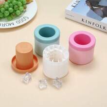 2pcs/1pc Silicone Round Tube Ice Cube Tray, Squeeze Cup Ice Mold With Lid, Removable Cylinder Ice Cube Trays, Mini Ice Bucket, Suitable For Refrigerator, Outdoor Mini Fridge, Car Fridge, Household Fridge, Round Shaped Ice Maker, Mini Creative Ice Bucket, Crushed Ice Cylinder Ice Tray