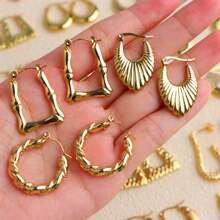 8Pairs/Lot Exquisite Elegant Vintage Golden Stainless Steel Women Earrings, Round Heart-Shaped Geometric Style Romantic Dating Valentine's Day Gifts Daily Wear Accessories