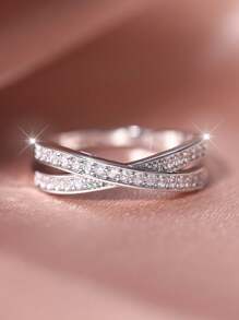 1 pièce Bague minimaliste croisée incrusté de micro-cubic zirconia, bijou de mode cadeau pour épouse/amie