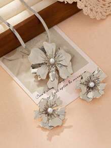 Hegaze 1 set de bijoux collier et boucles d'oreilles floral élégant, accessoires de fête/banquet, cadeau édition spéciale