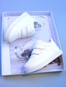 1 Pair Leather Soft-Sole Hook And Loop Closure Sneakers For Toddlers, Girls Boys All-Match Comfortable Non-Slip Casual Shoes - White - View 6