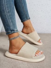 نعال منزلية كاجوال للنساء، ذات لون أحادي مفتوحة من الأمام، قاع مسطح بارتفاع 2 سم، من مادة EVA خفيفة الوزن مانعة الانزلاق، مريحة للاستخدام في المنزل والنوم وداخلي وخارجي، مناسبة للخريف والشتاء - رمادي - مشاهدة 3