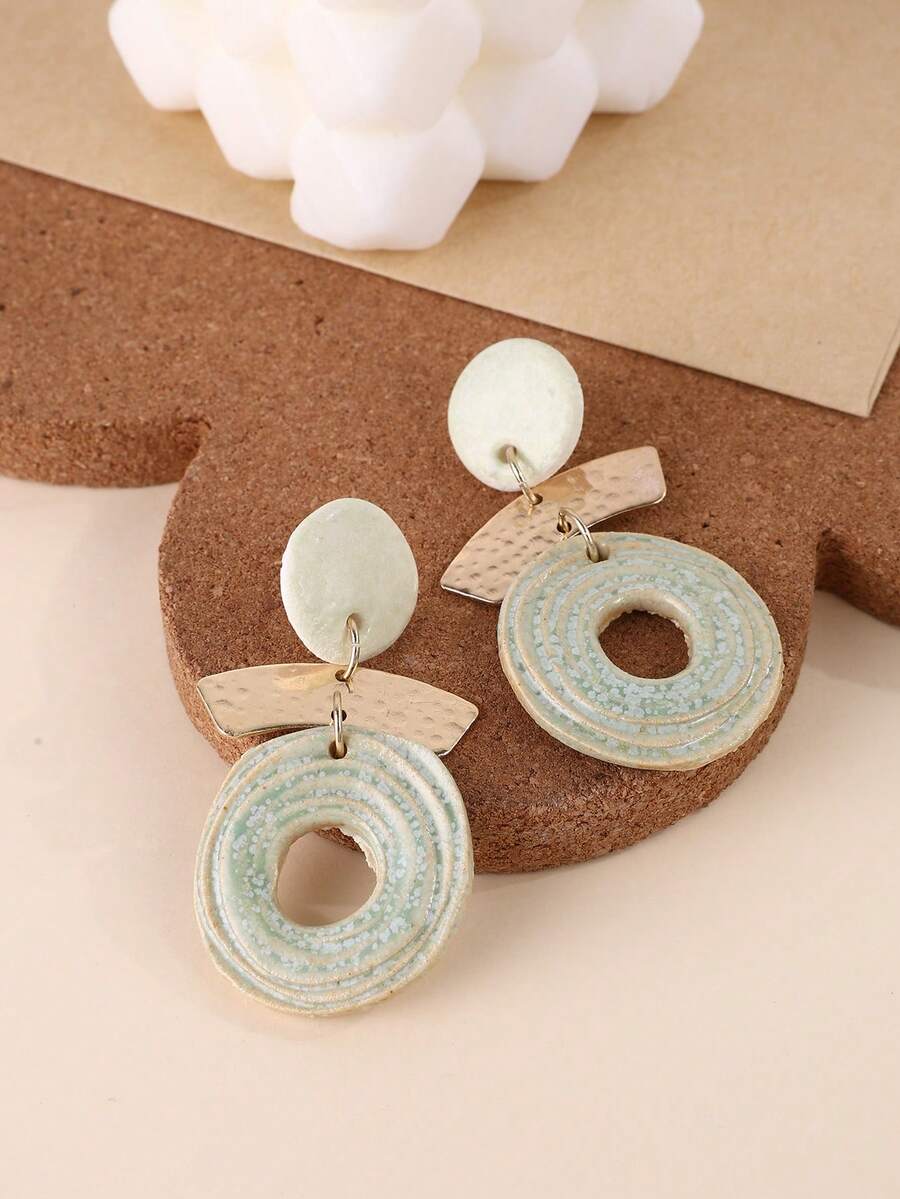 1 对原创时尚陶瓷中国风空心螺纹圆形吊坠波西米亚长款设计女士派对/度假耳环，适合送礼