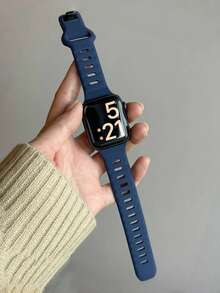 1条运动硅胶表带，兼容 42mm、38mm、40mm、41mm、44mm、45mm、46mm、49mm，时尚智能手表替换表带，适用于Series Ultra2、Ultra SE2、SE 11、10、9、8、7、6、5、4、3、2、1，男女通用 - 午夜藍 - 查看 4