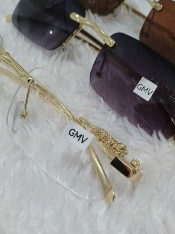 Óculos de Sol e descanso Lupinha Vilão Modelo trige Squ Metal