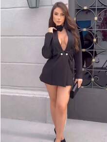 Shorts And Tailored Blazer Set With Square Neckline - Black - View 3