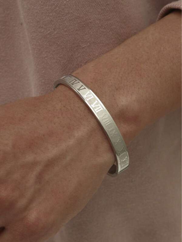 1pc Men's Fashion Stainless Steel Roman Numeral Bracelet (Openable)