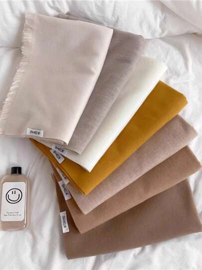 1 pezzo Sciarpa corta in finta cashmere con nappine, colore unito, scialle moderno, avvolgente e riscaldante per il collo, per uso quotidiano, decorazione. Sciarpa spessa e lunga in stile coreano con frange, multifunzionale, regalo adatto per tutte le stagioni