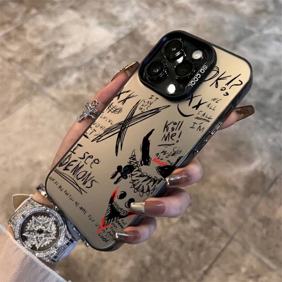 Esta elegante funda para teléfono presenta un diseño de demonio de graffiti y es compatible con varios modelos de , incluyendo 16Pro Max, 16Pro, 16Plus y versiones anteriores, soportando al menos 11 modelos. Esta elegante funda protectora también tiene características a prueba de golpes. - Mezcla de colores - Ver 1
